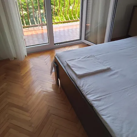Apartament Mravak