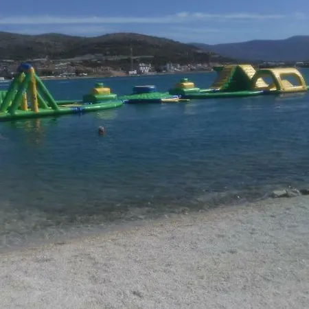 Διαμέρισμα Mravak Τρογκίρ